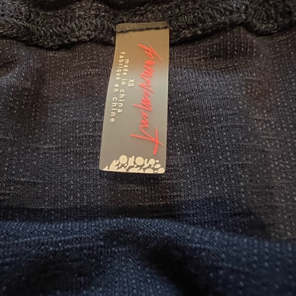 Free People Movement Surfside Straight Leg Jogger Pants Navy Blue Size XS NWOT - Picture 11 of 11